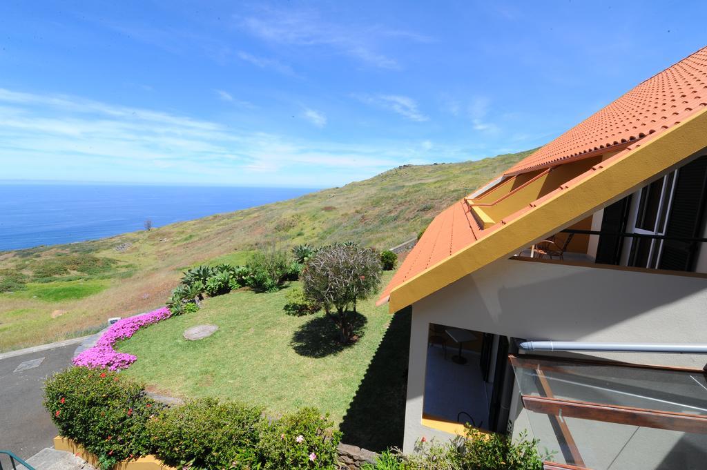 Bed and Breakfast Residencial FAROL Ponta do Pargo Exterior foto